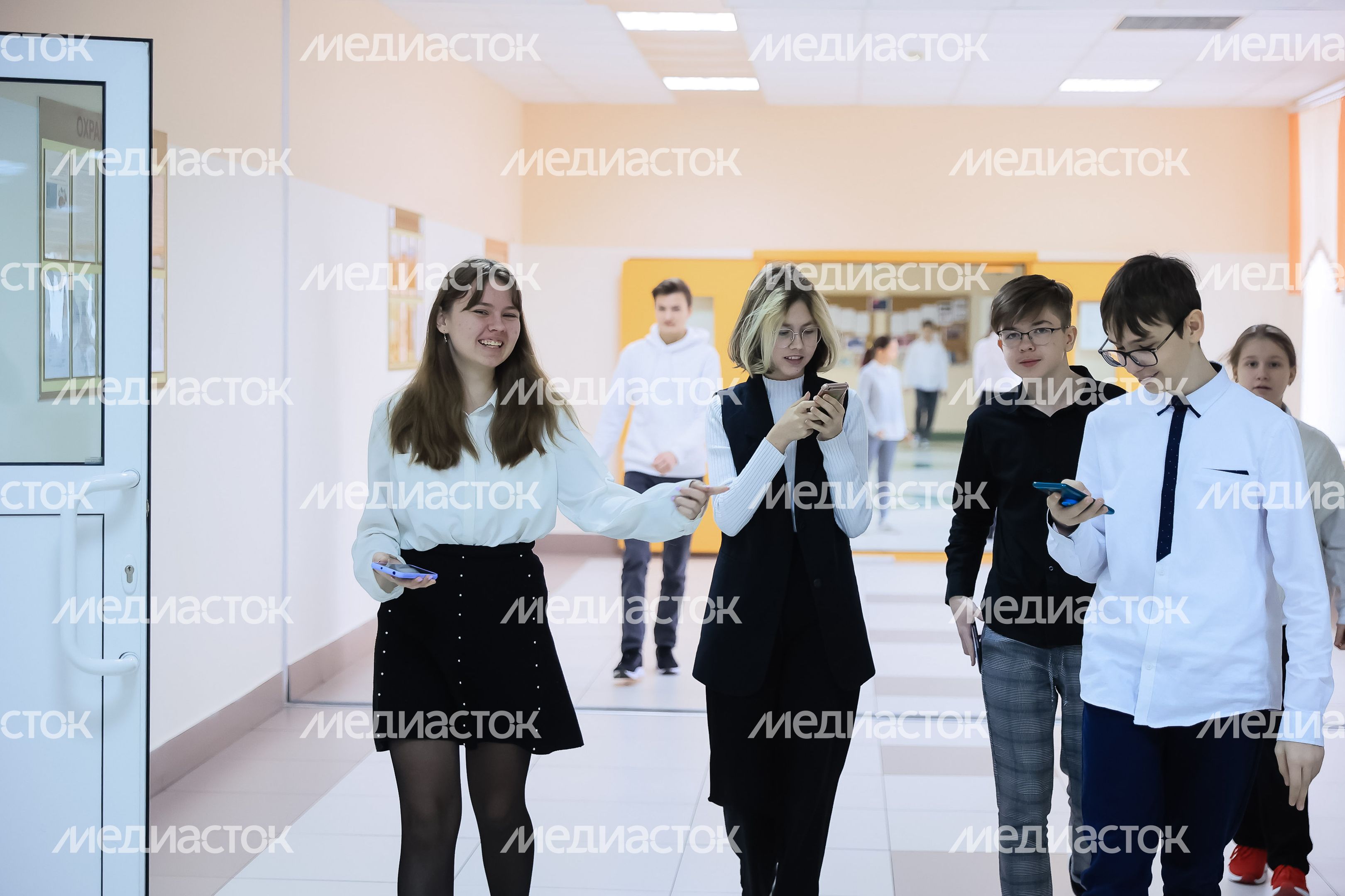 Встреча Губернатора Подмосковья со школьниками из Балашихи, чьи близкие находятся в зоне СВО