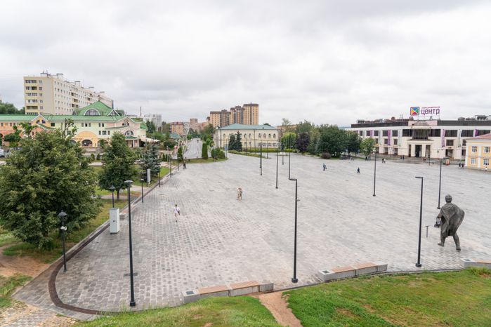 Летние виды города Дмитров в районе Советской площади