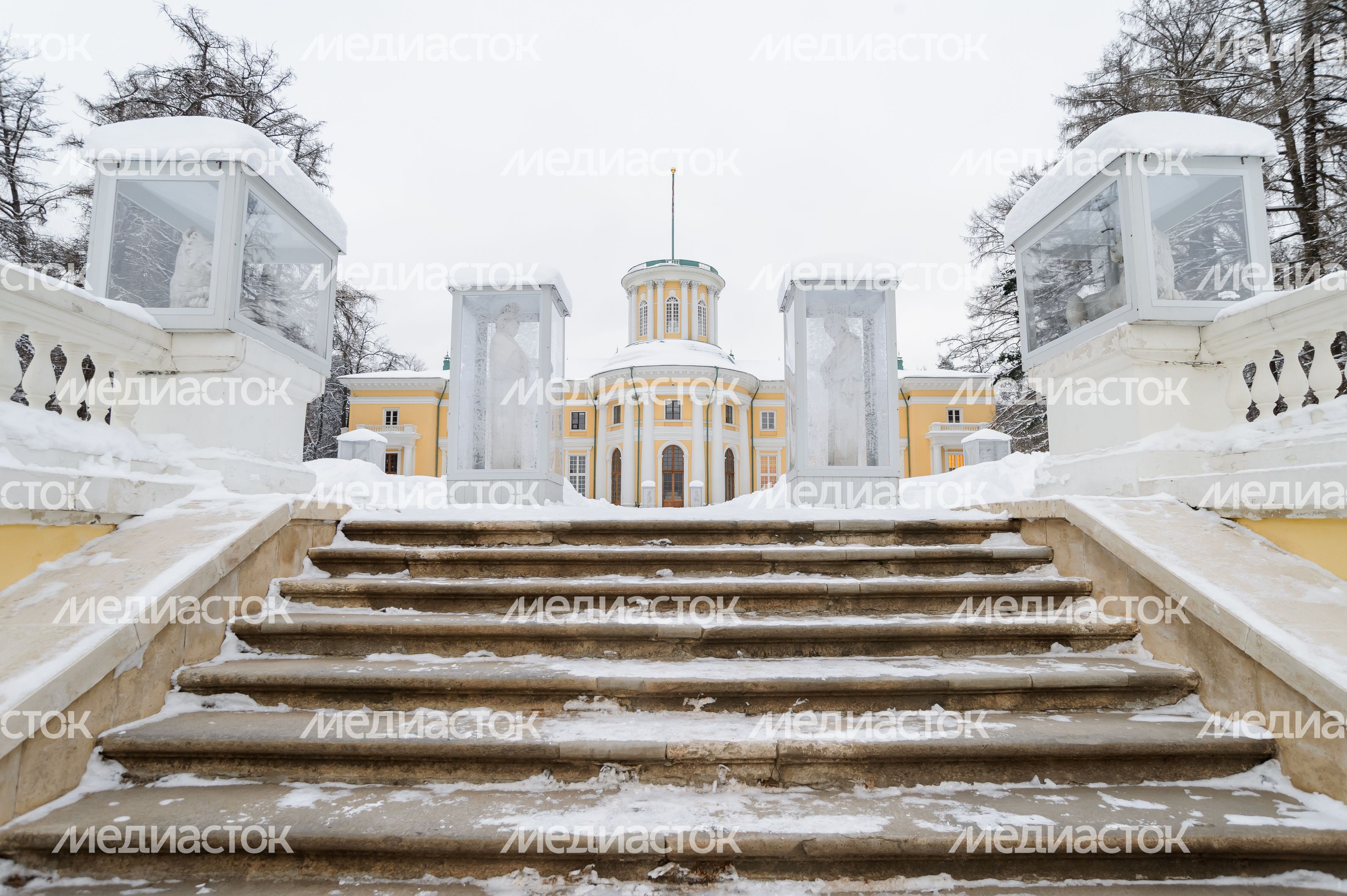 Красногорск. Усадьба «Архангельское». Зима