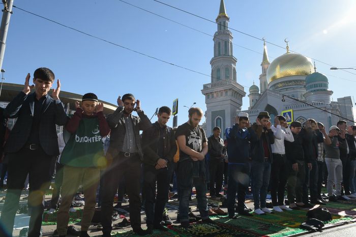 Празднование Ураза‑байрам в Москве в 2018 году