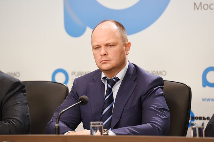 Пресс-конференция министра потребительского рынка и услуг Московской области Владимира Посаженникова