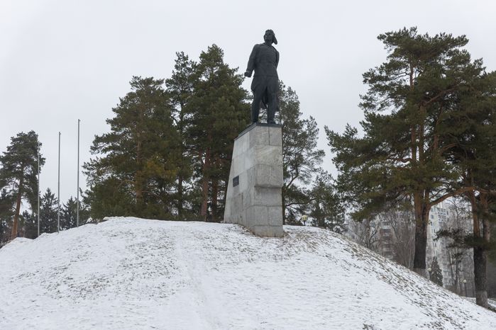 Памятник В.В.Талалихину