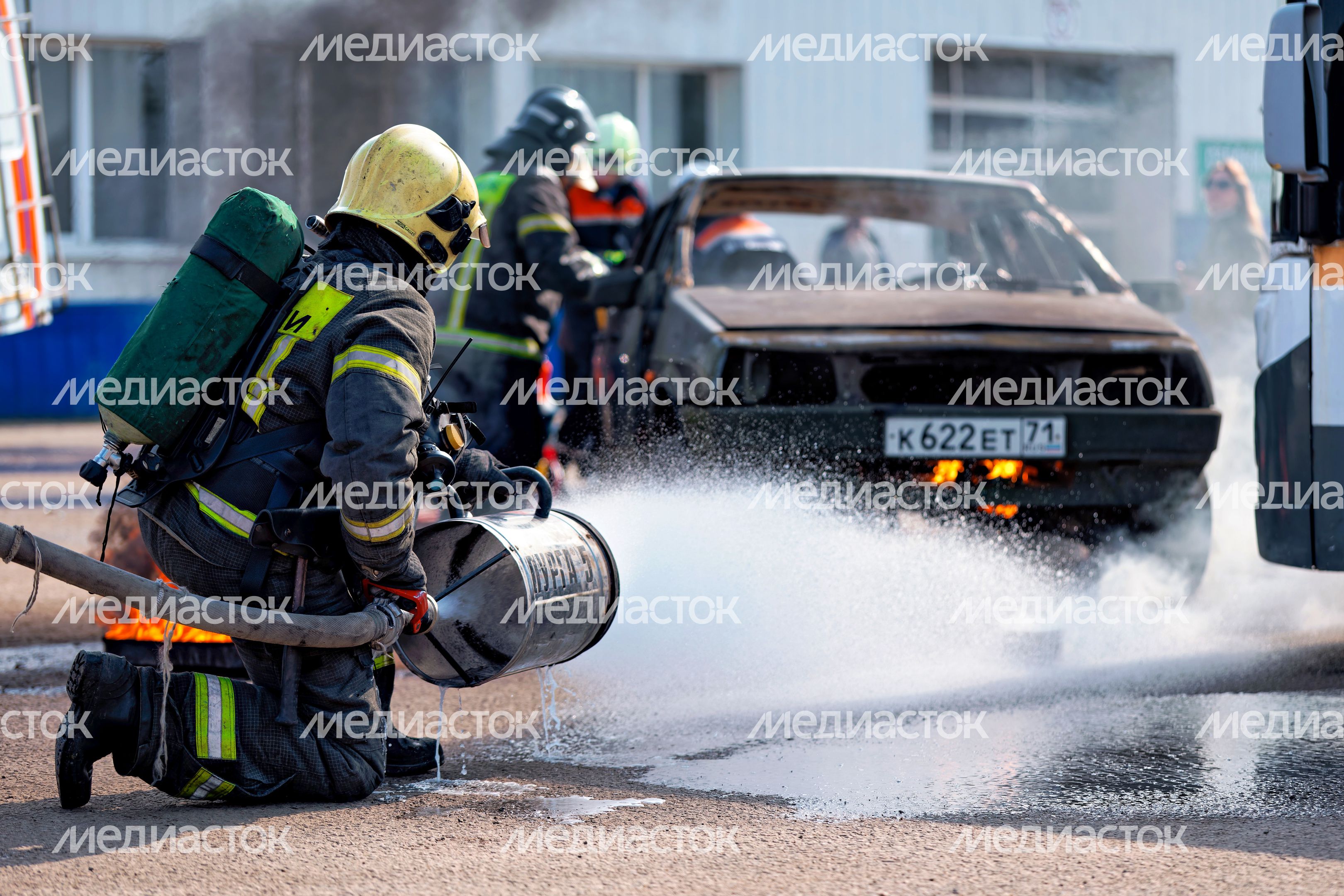 Учения Мособлпожспаса совместно с медициной катастроф по ликвидации последствий массового ДТП в Чехове
