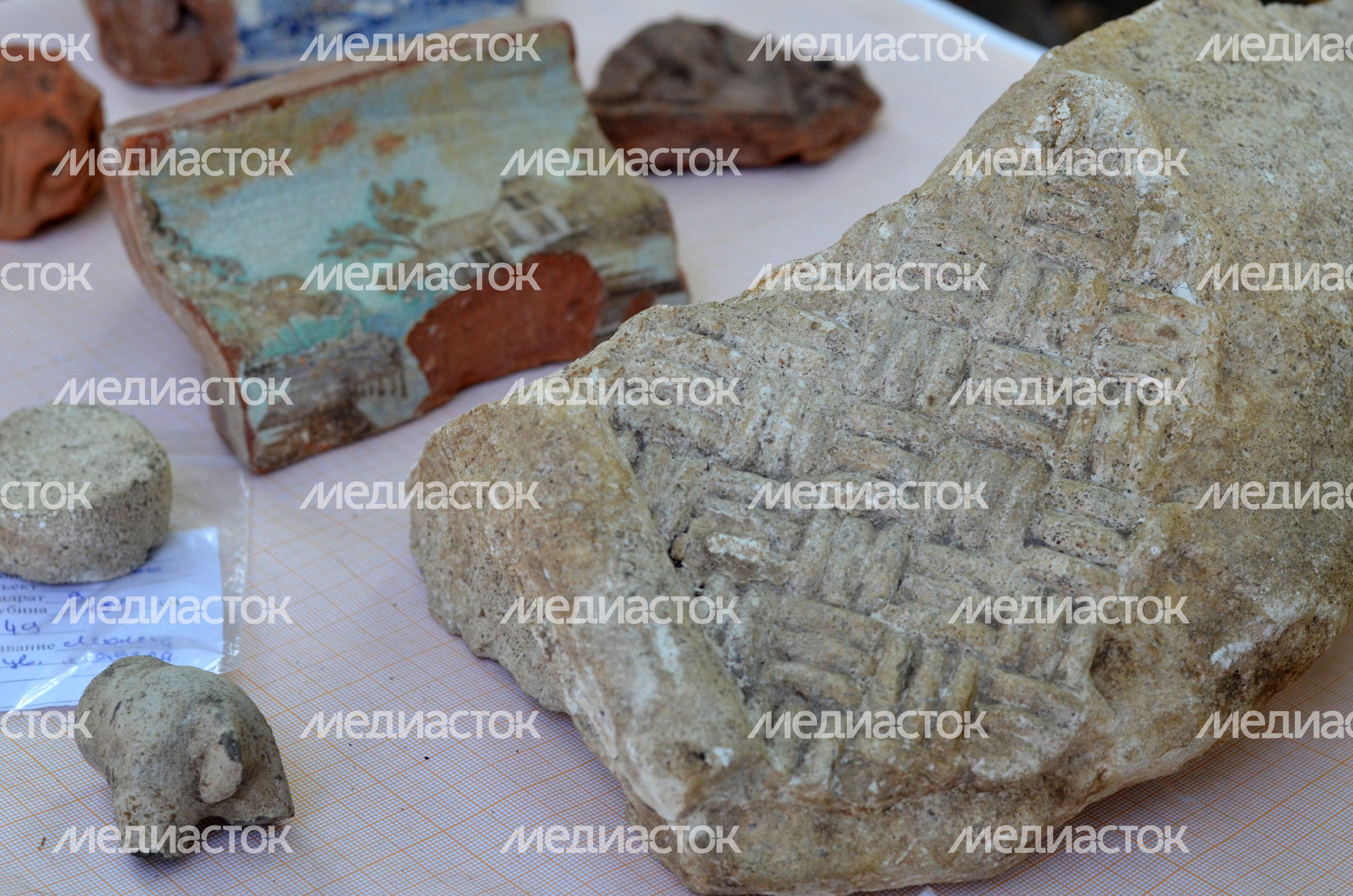 Археологи обнаружили древнейшую улицу Москвы в Зарядье