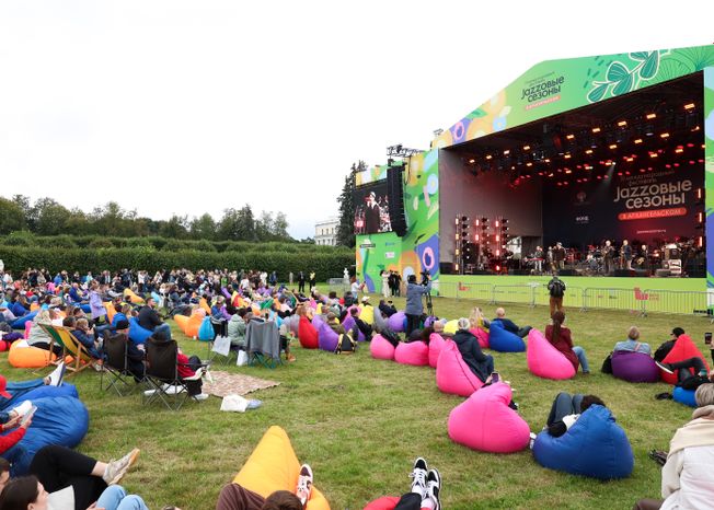 XI Международный фестиваль "Jazzовые сезоны" в Архангельском