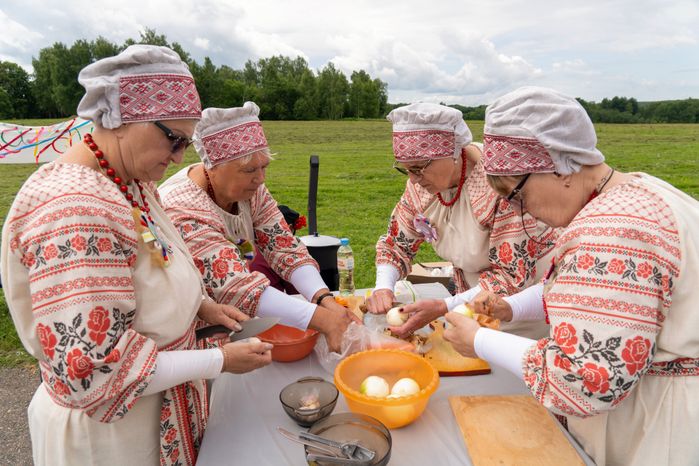 Гастрономический фестиваль «Каша из топора на полях Бородина» на Бородинском поле Можайского округа