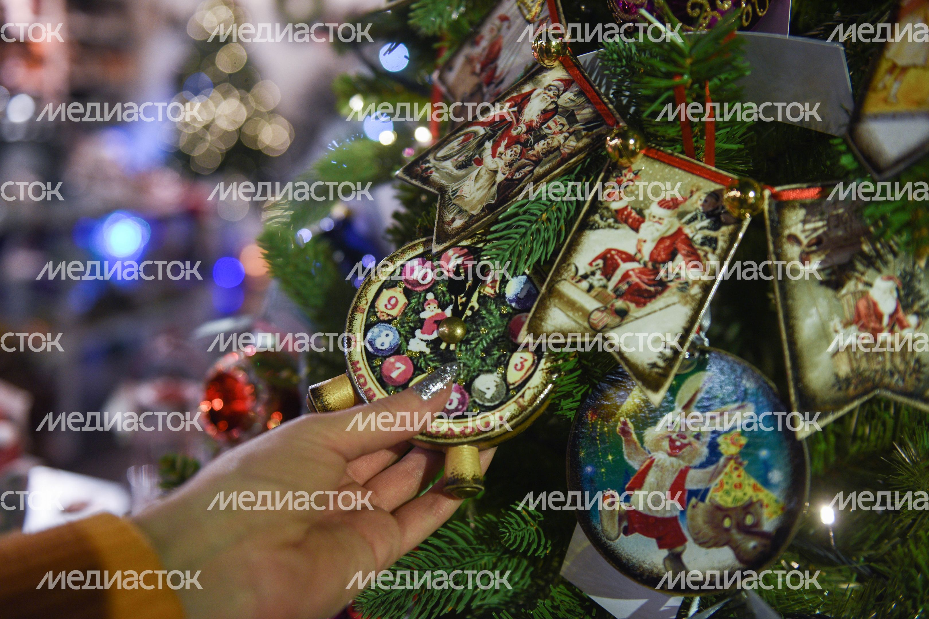 10 необычных новогодних украшений 