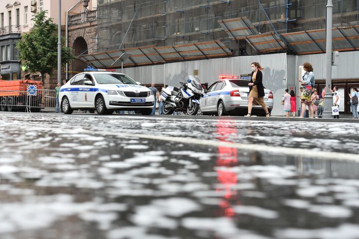 Пожар в реставрируемом здании на Тверской улице в Москве
