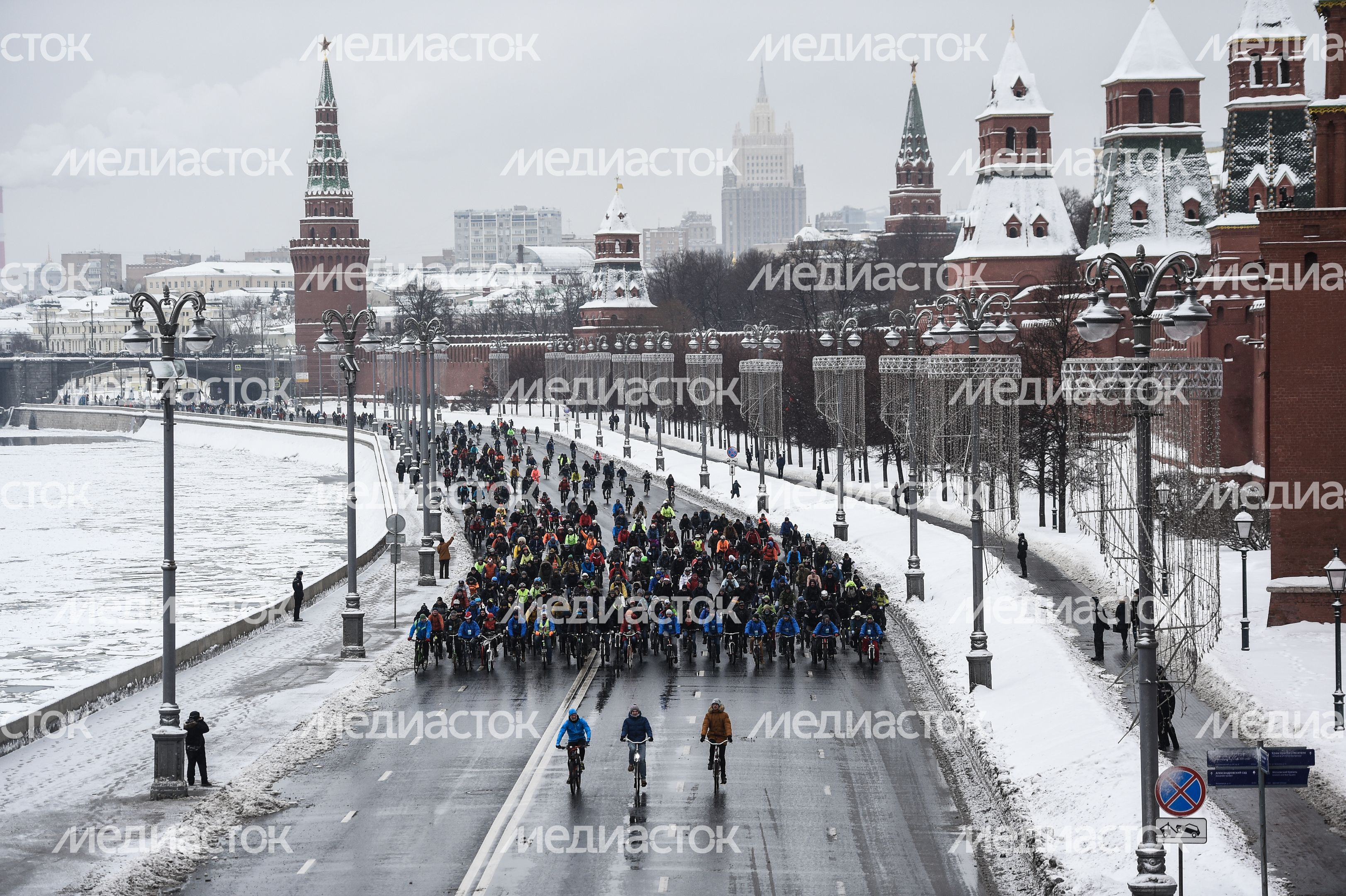 В Москве состоялся 4-й Зимний Велопарад