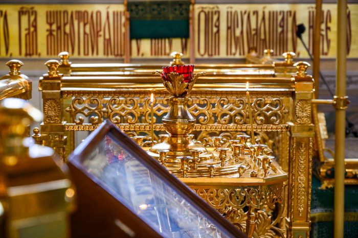 Храм во имя преподобного Серафима Саровского в рабочем поселке Софрино города Пушкино Сергиево-Посадского округа