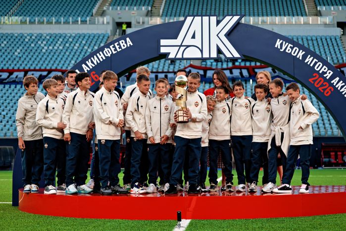 Детская футбольная команда ЦСКА получила кубок победителей в киперболе