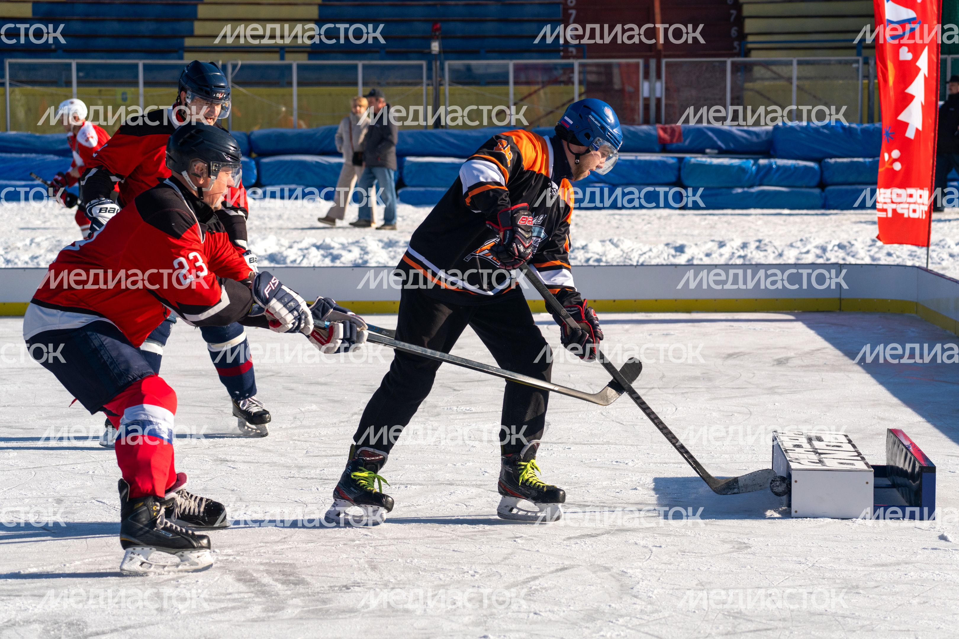 Турнир по уличному хоккею POND HOCKEY в Красногорске Турнир по уличному хоккею POND HOCKEY в Красногорске