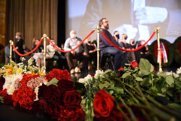 Церемония прощания с режиссером Владимиром Меньшовым в Москве