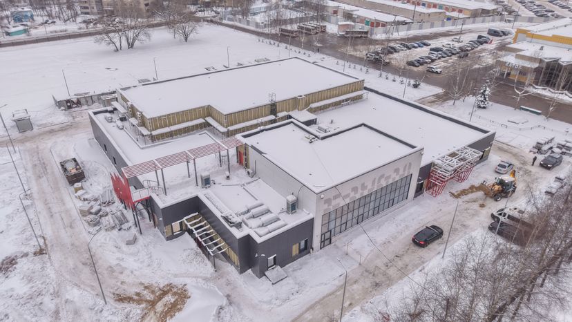 Строительство нового ФОК с бассейном в лобненском мкр. Катюшки