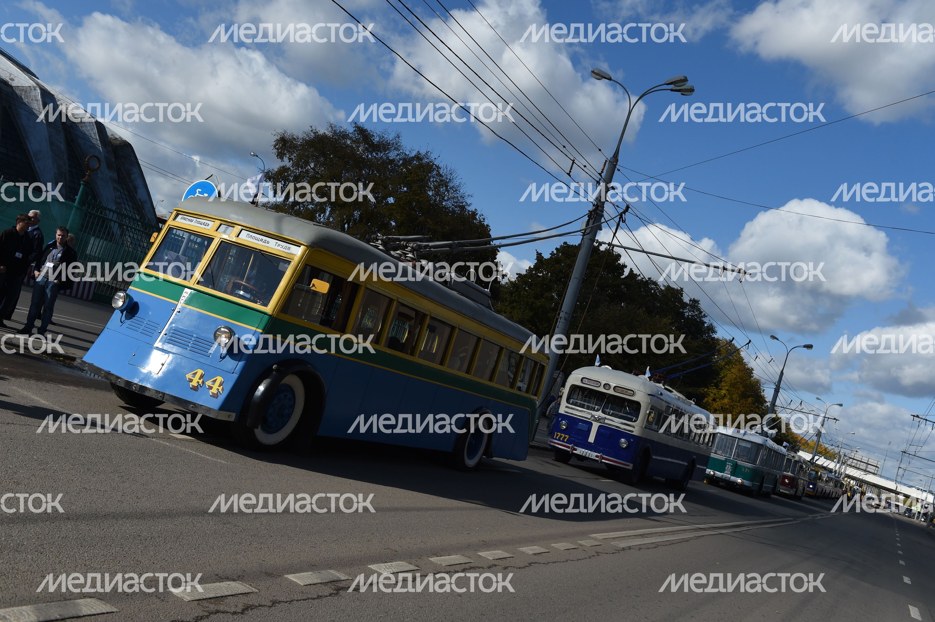 Парад ретро-троллейбусов