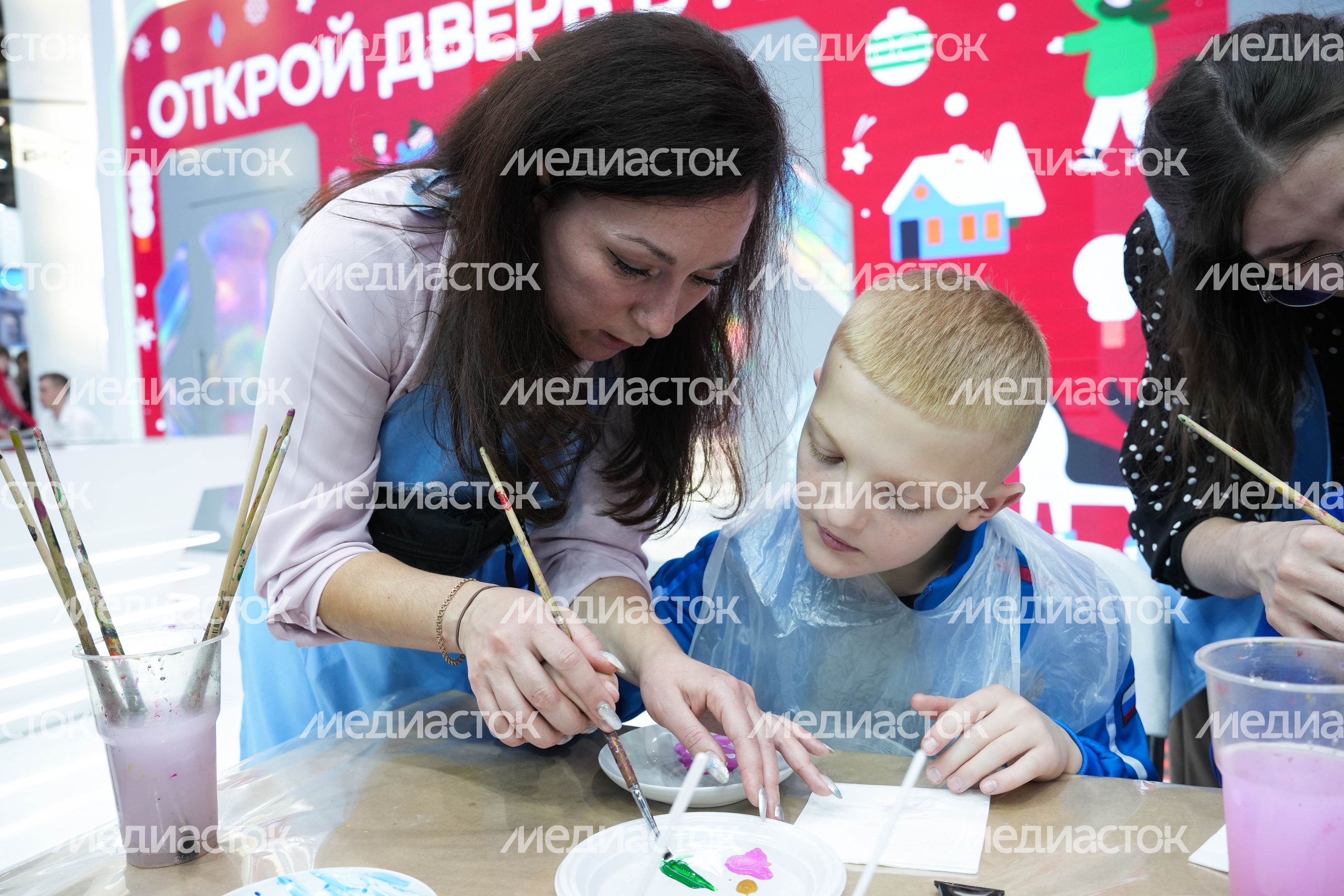 Открытие форума «Родные - Любимые» на выставке «Россия»