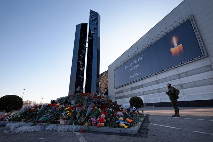 Мемориал в память о жертвах теракта в «Крокус Сити Холле» в Красногорске