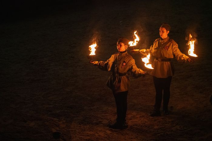 Конное представление «Наша весна! Наша Победа!» в парке «Патриот»