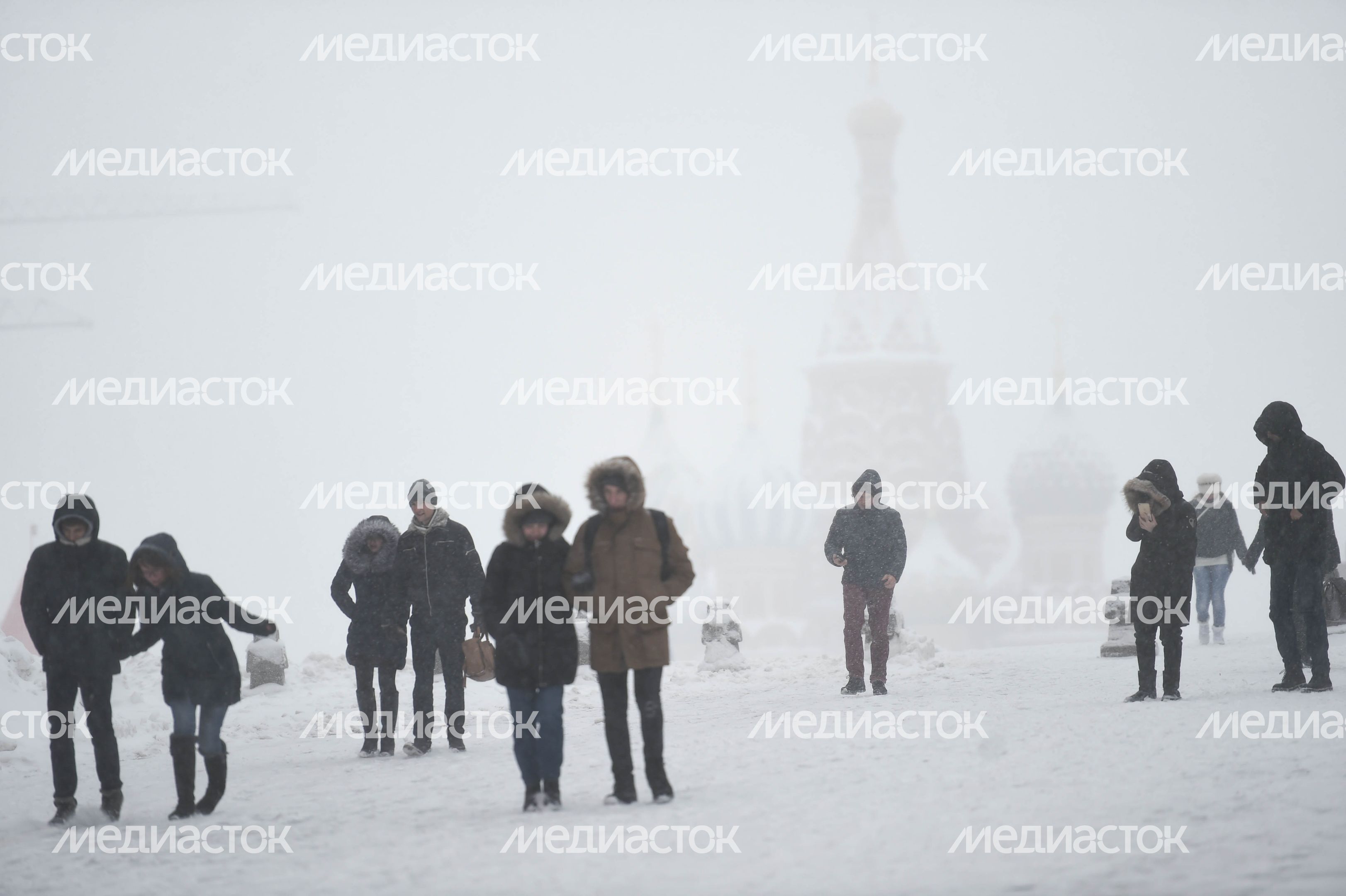 Рекордный снегопад в Москве и Подмосковье