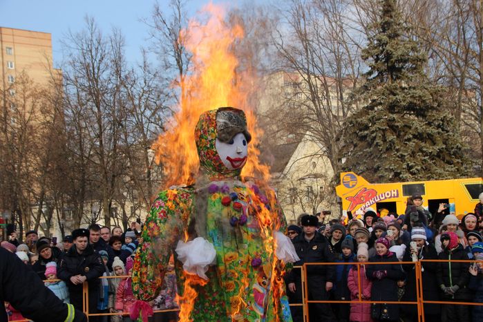 Празднование Масленицы в Железнодорожном