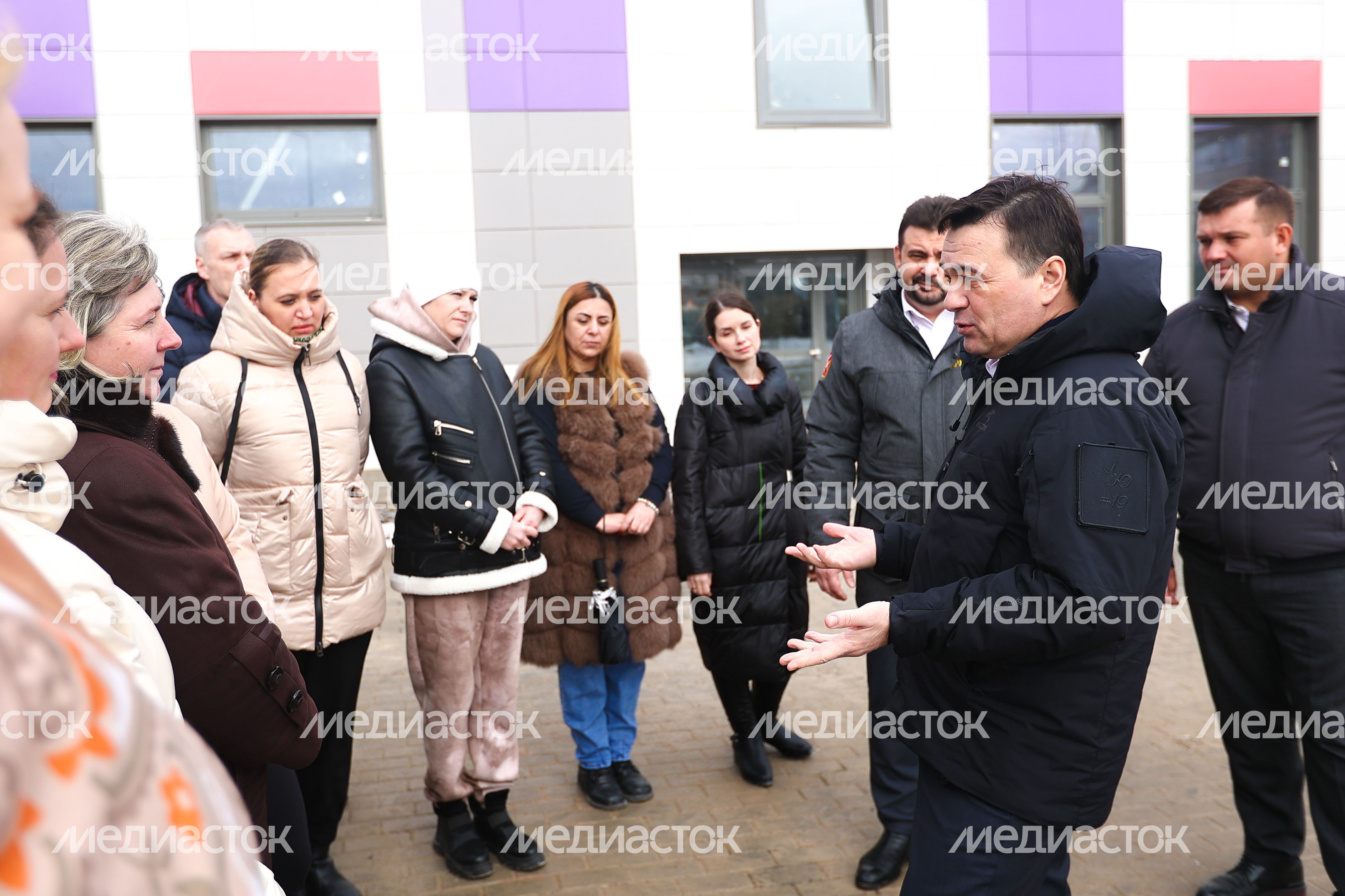 Проверка хода строительства школы в Тучкове Губернатором Подмосковья