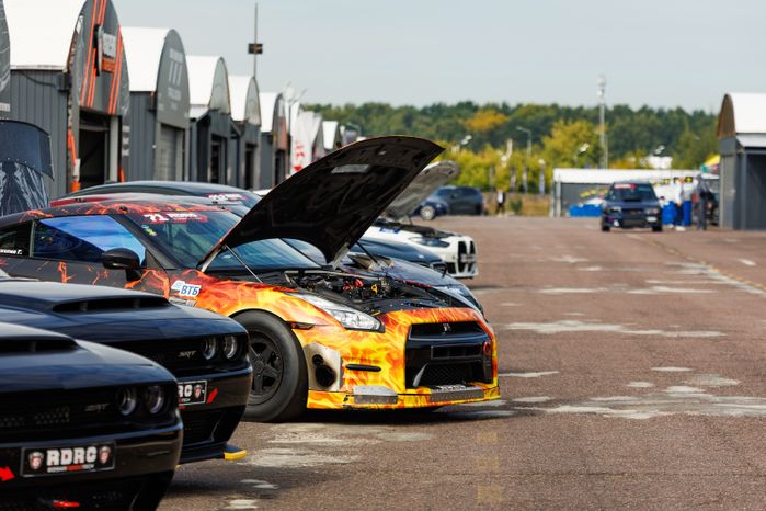 На Sueta Car Fest выбрали лучшие автомобили по тюнингу и автозвуку