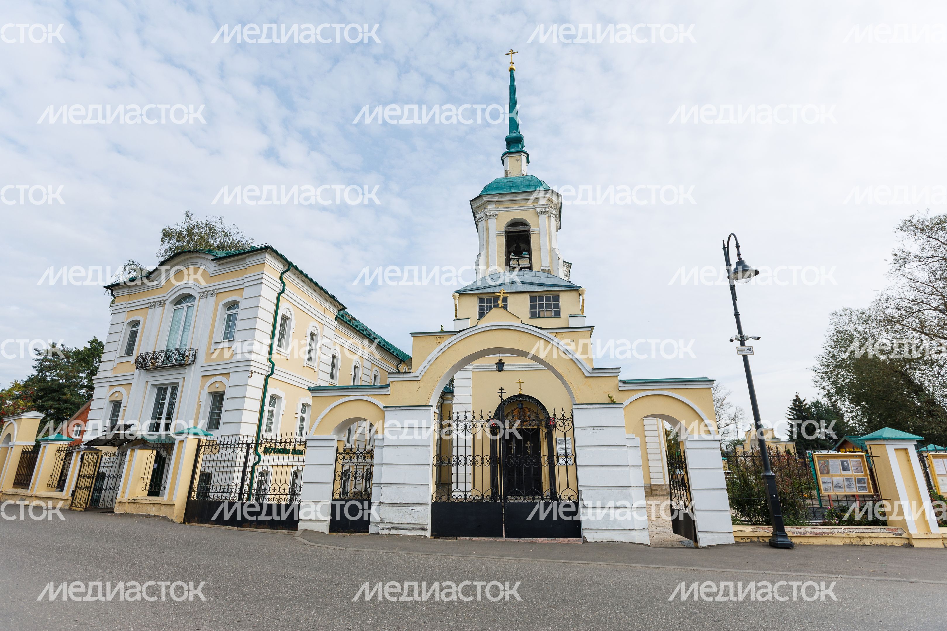 Церковь Спаса Нерукотворного Образа в Киово округа Лобня Церковь Спаса Нерукотворного Образа в Киово округа Лобня