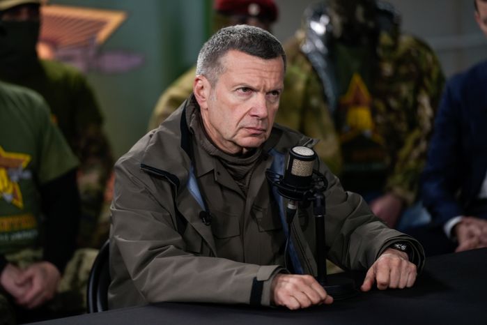 Андрей Воробьев и Владимир Соловьев посетили центр спецподготовки "Витязь" в Балашихе