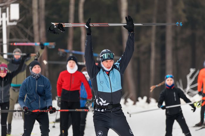 Тренировка для лыжников от Олимпийского чемпиона Александра Легкова в Одинцово