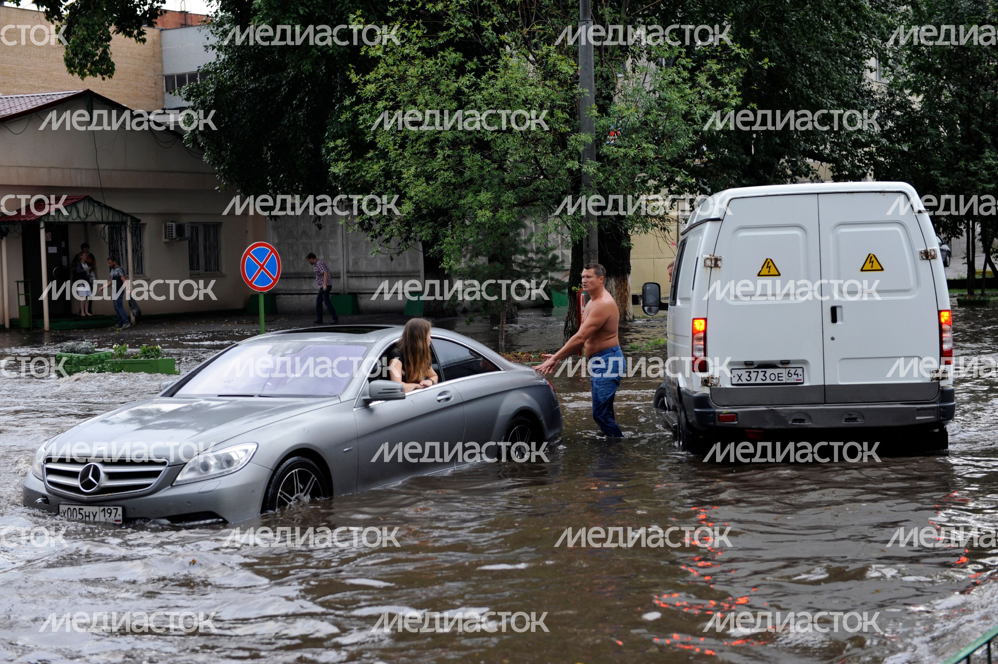 Сильный ливень прошел в Москве