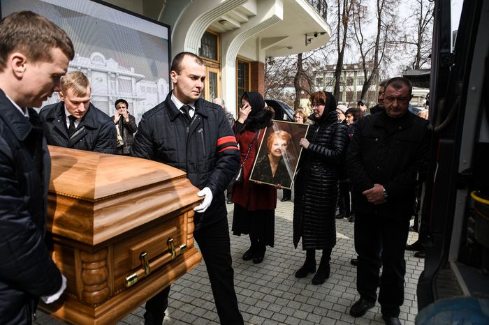 Церемония прощания с народной артисткой РФ Натальей Попович