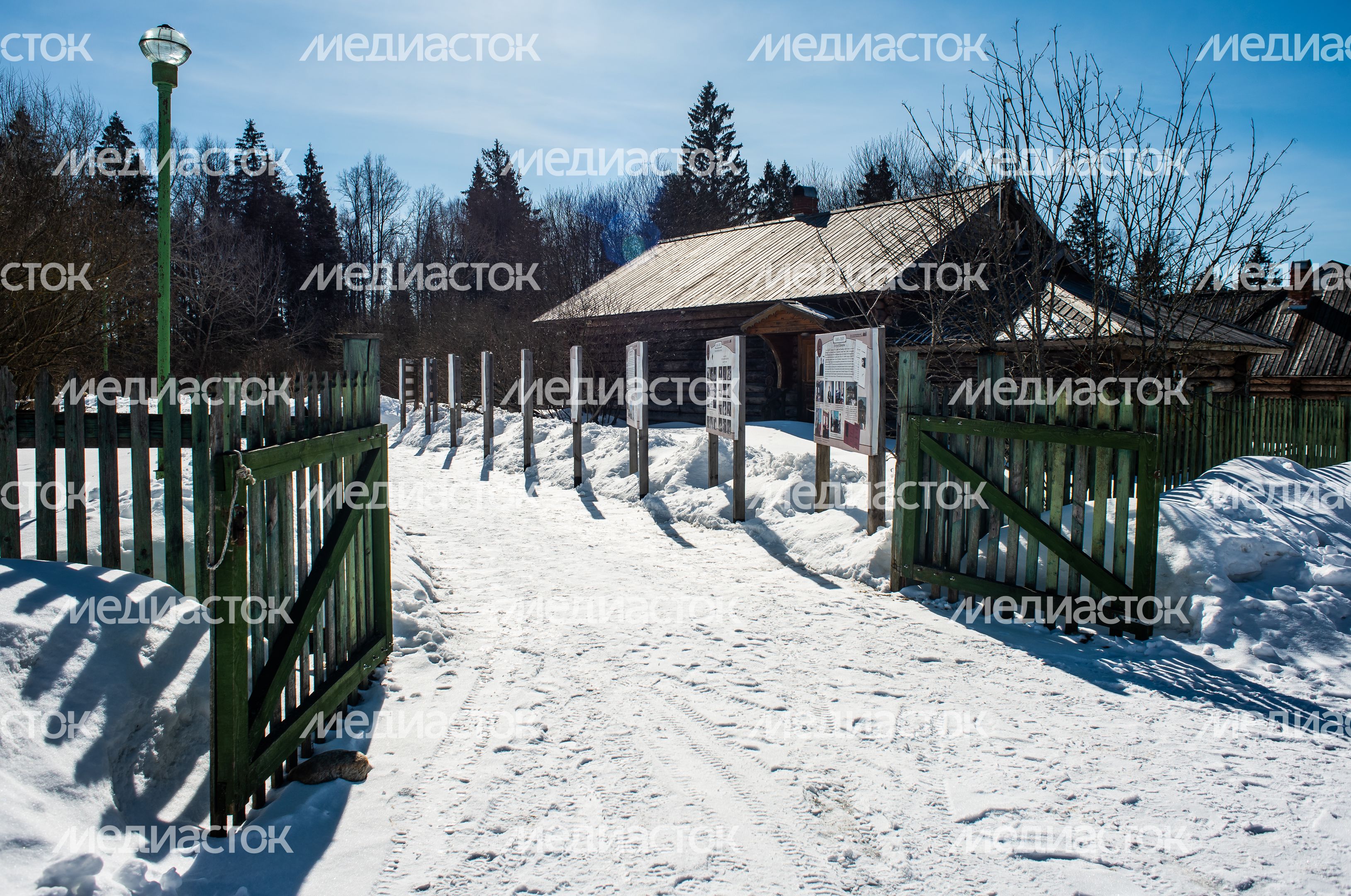 Зимние виды усадьбы Шахматово