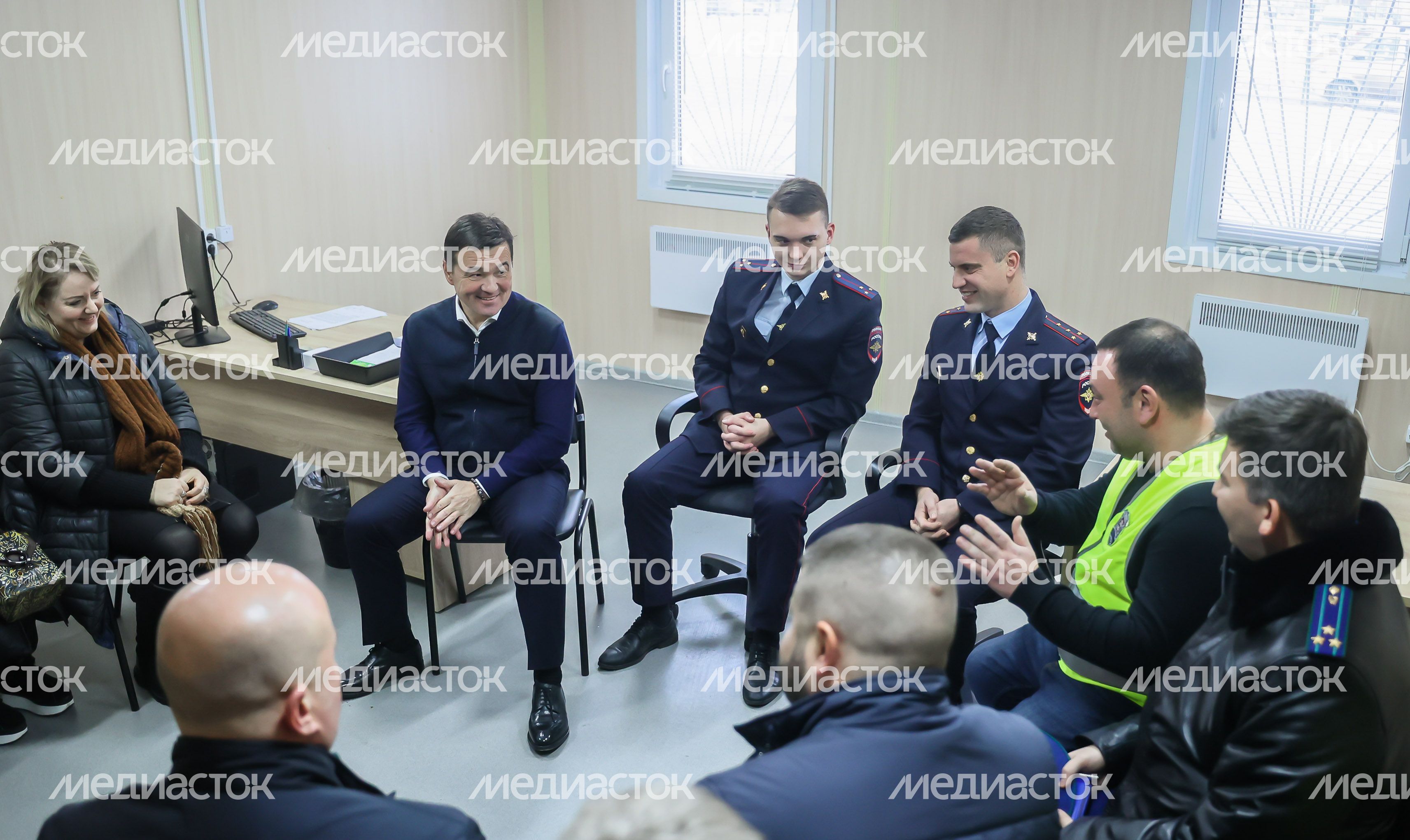 Губернатор в пункте полиции в Котельниках