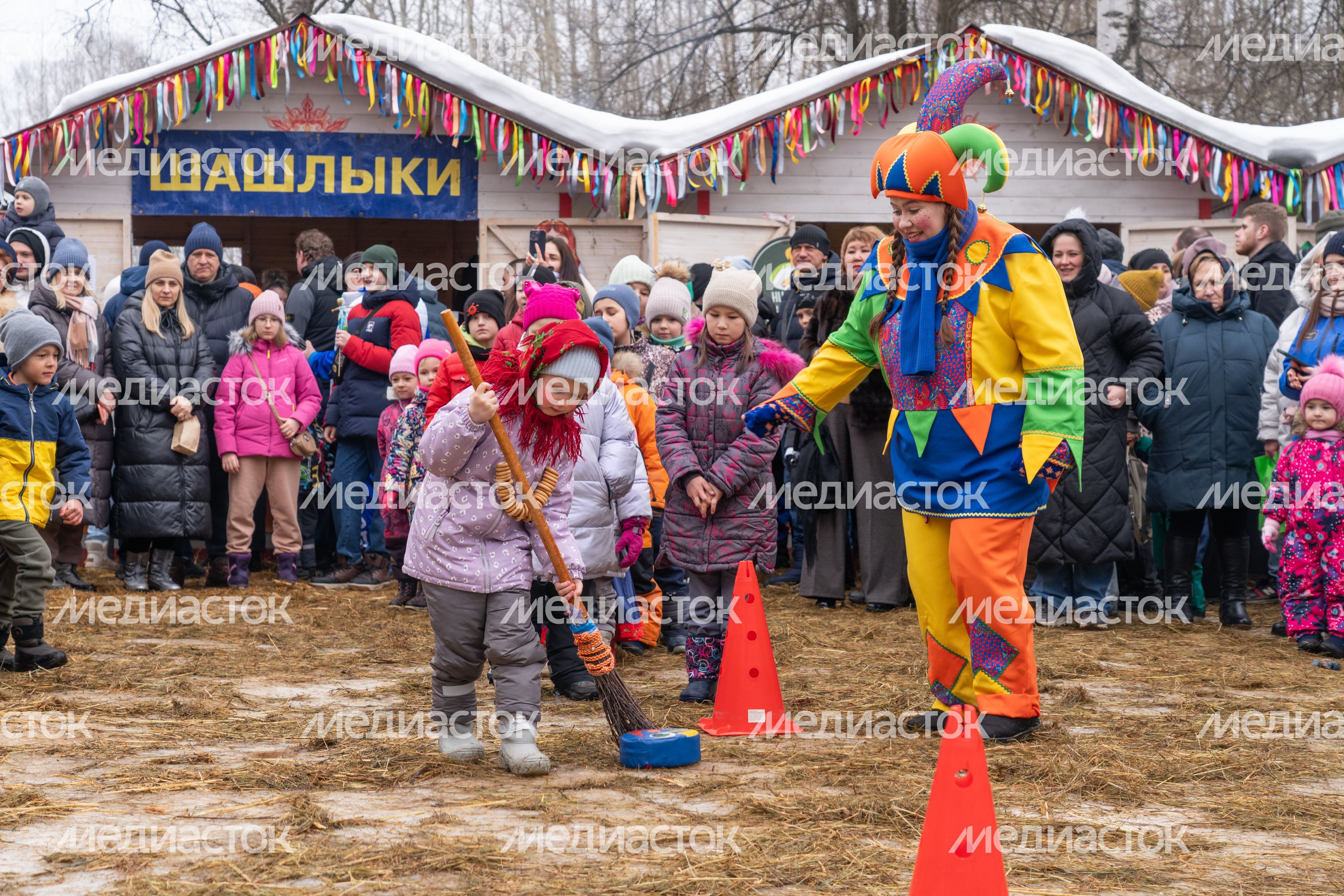 Масленица в парке "Захарово". Одинцовский округ