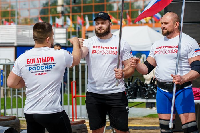 Богатыри на международной выставке-форуме "Россия"