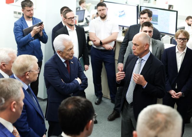 Члены комитета Госдумы по контролю ознакомились с работой Центра управления регионом