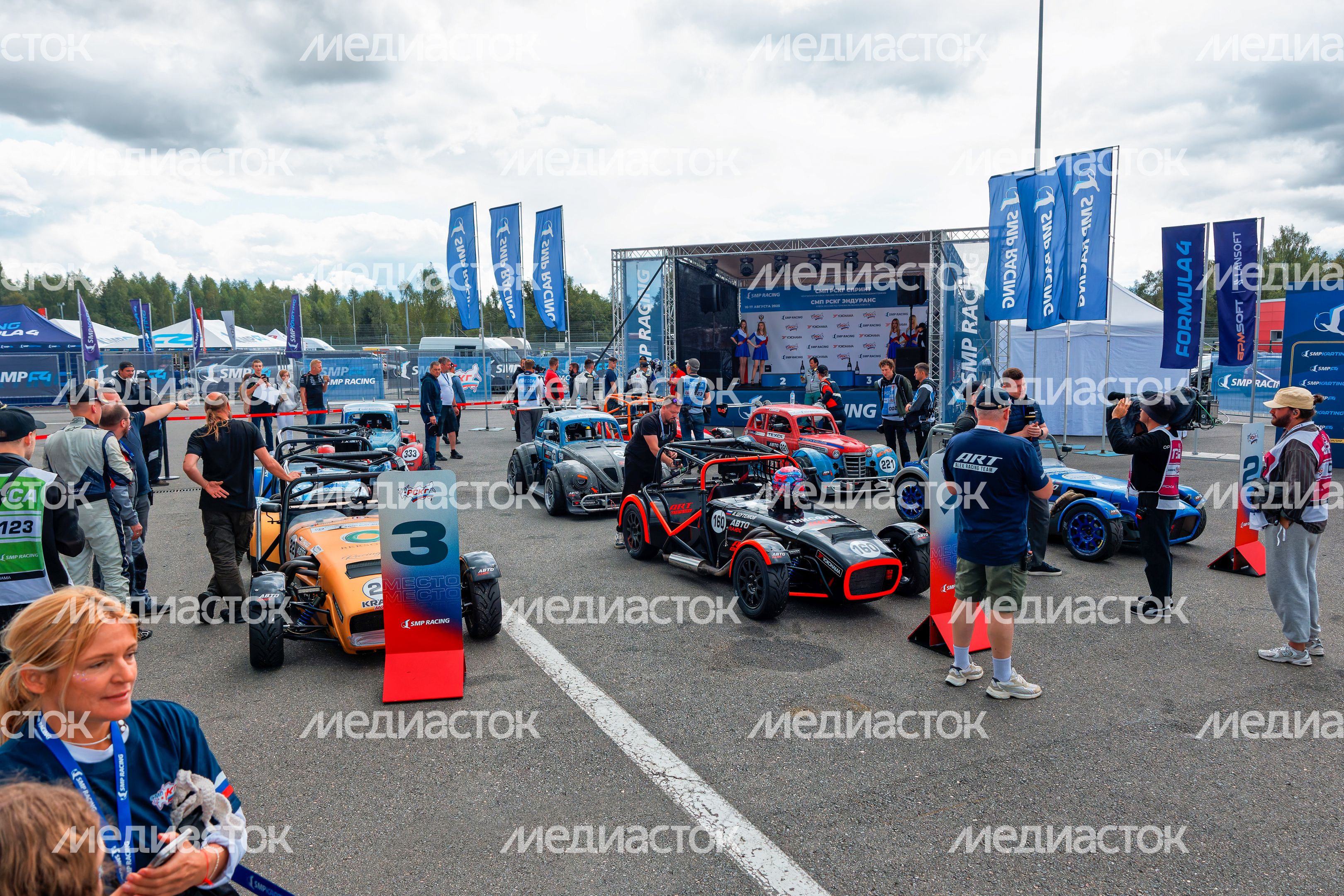 VI этап российской серии кольцевых гонок на автодроме Moscow Raceway