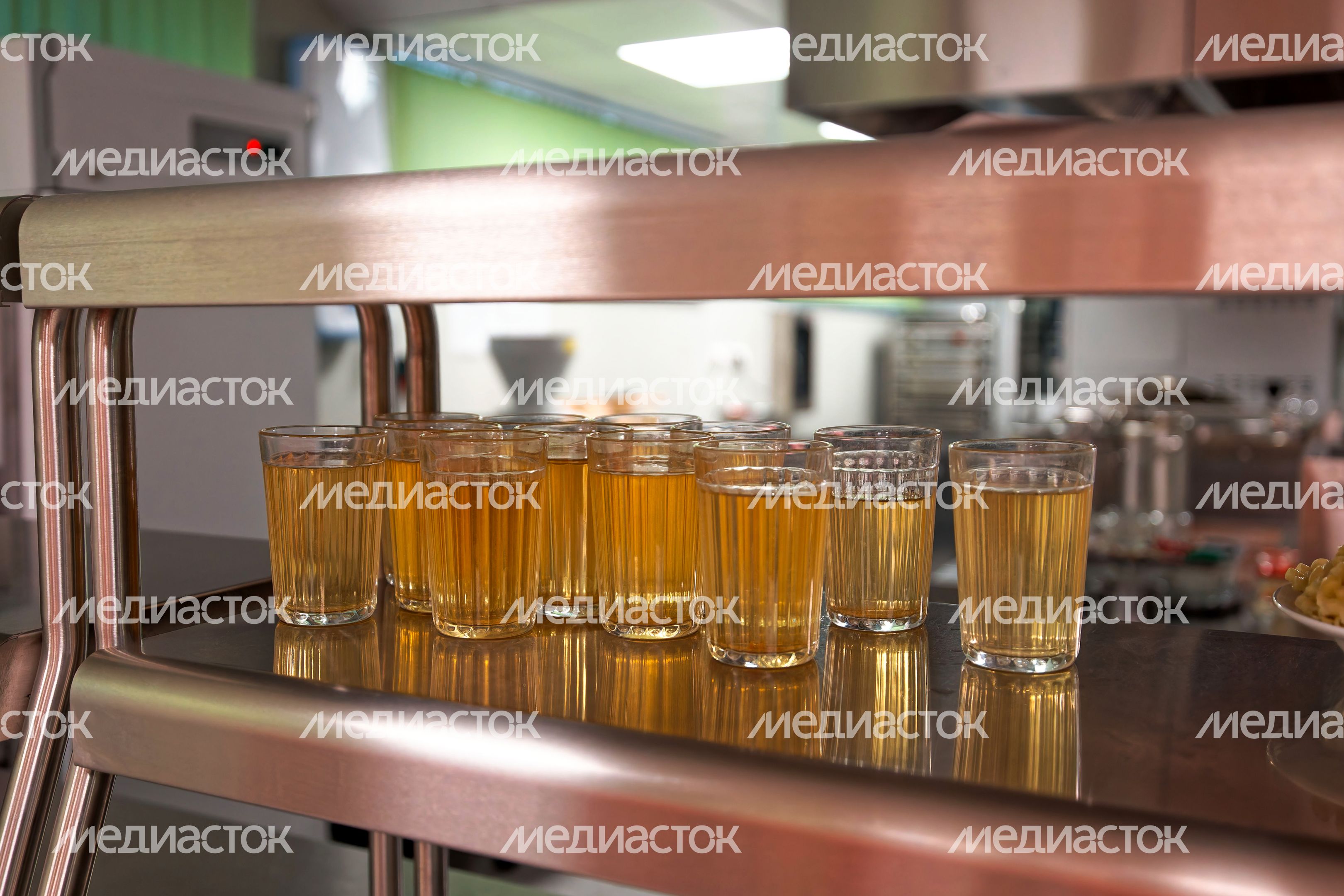 Столовая Академического корпуса Гимназии имени Подольских курсантов после капитального ремонта в Подольске Столовая Академического корпуса Гимназии имени Подольских курсантов после капитального ремонта в Подольске