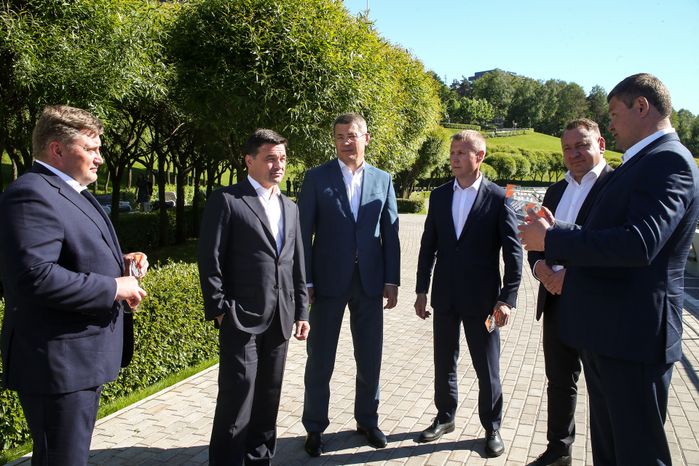 Поздравление победителей Всероссийского конкурса лучших проектов создания комфортной городской среды в малых городах и исторических поселениях