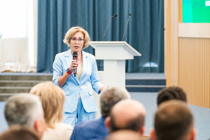 Сессия «Команду делают люди – трансформация к лучшему» прошла в Доме регионального правительства