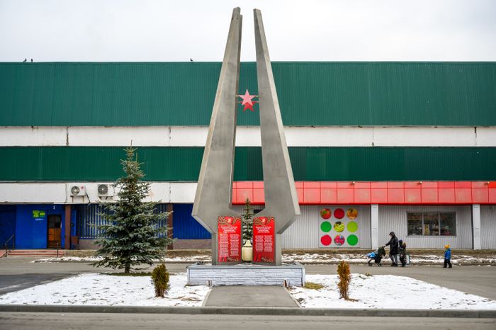 Памятник погибшим в Великой Отечественной войне в деревне Савинская Орехово-Зуевского округа