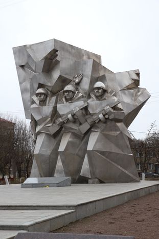 Памятник подольским курсантам