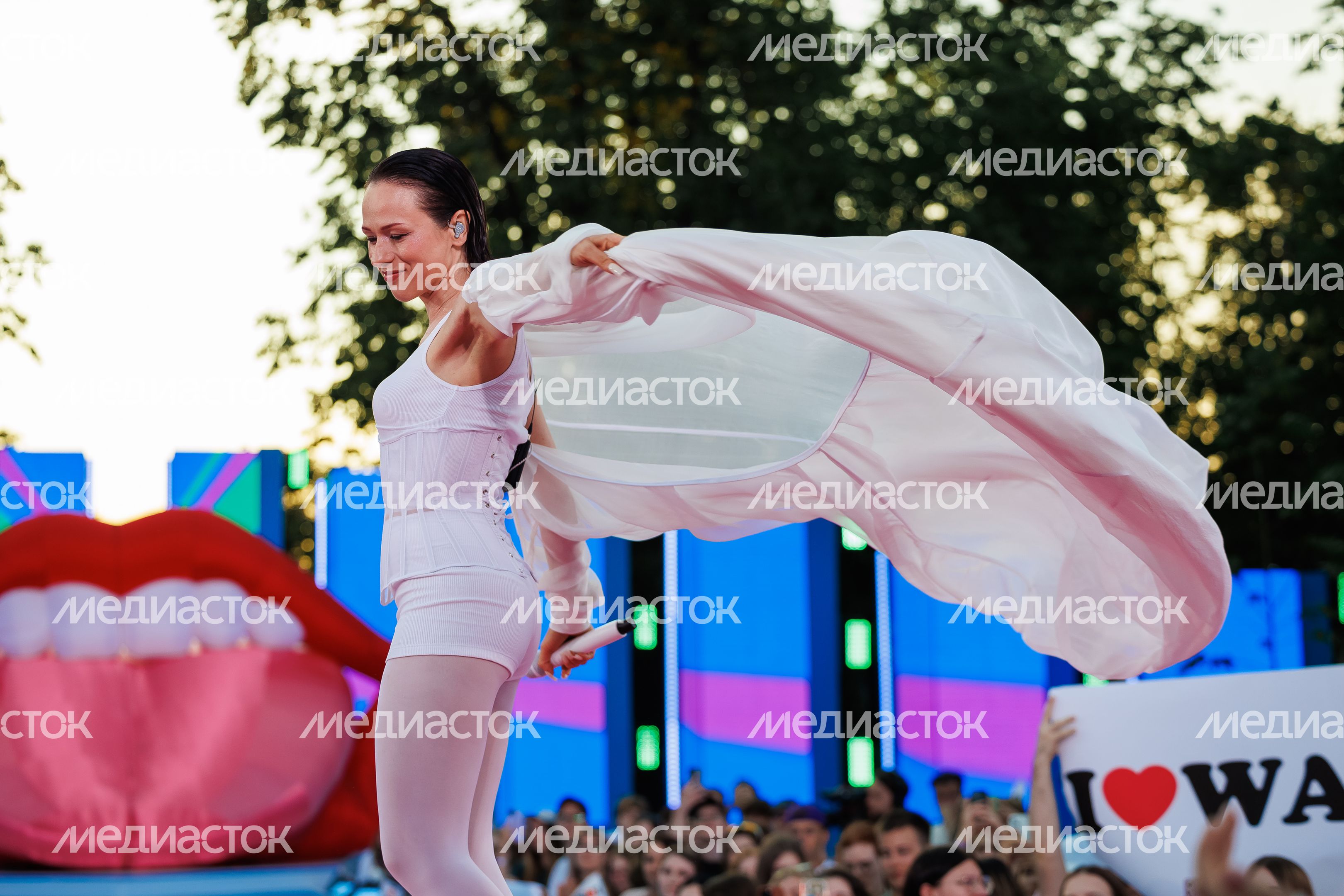 Второй день VK Fest -2024 в московских "Лужниках" Второй день VK Fest -2024 в московских "Лужниках"