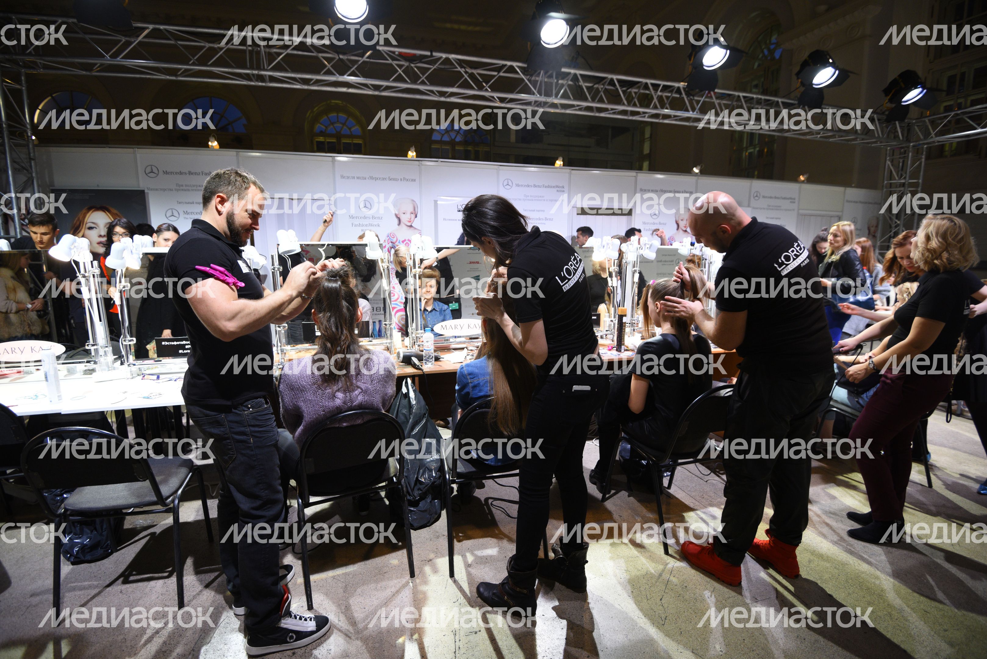 Неделя моды Mercedes-Benz Fashion Week Russia в Москве Неделя моды Mercedes-Benz Fashion Week Russia в Москве