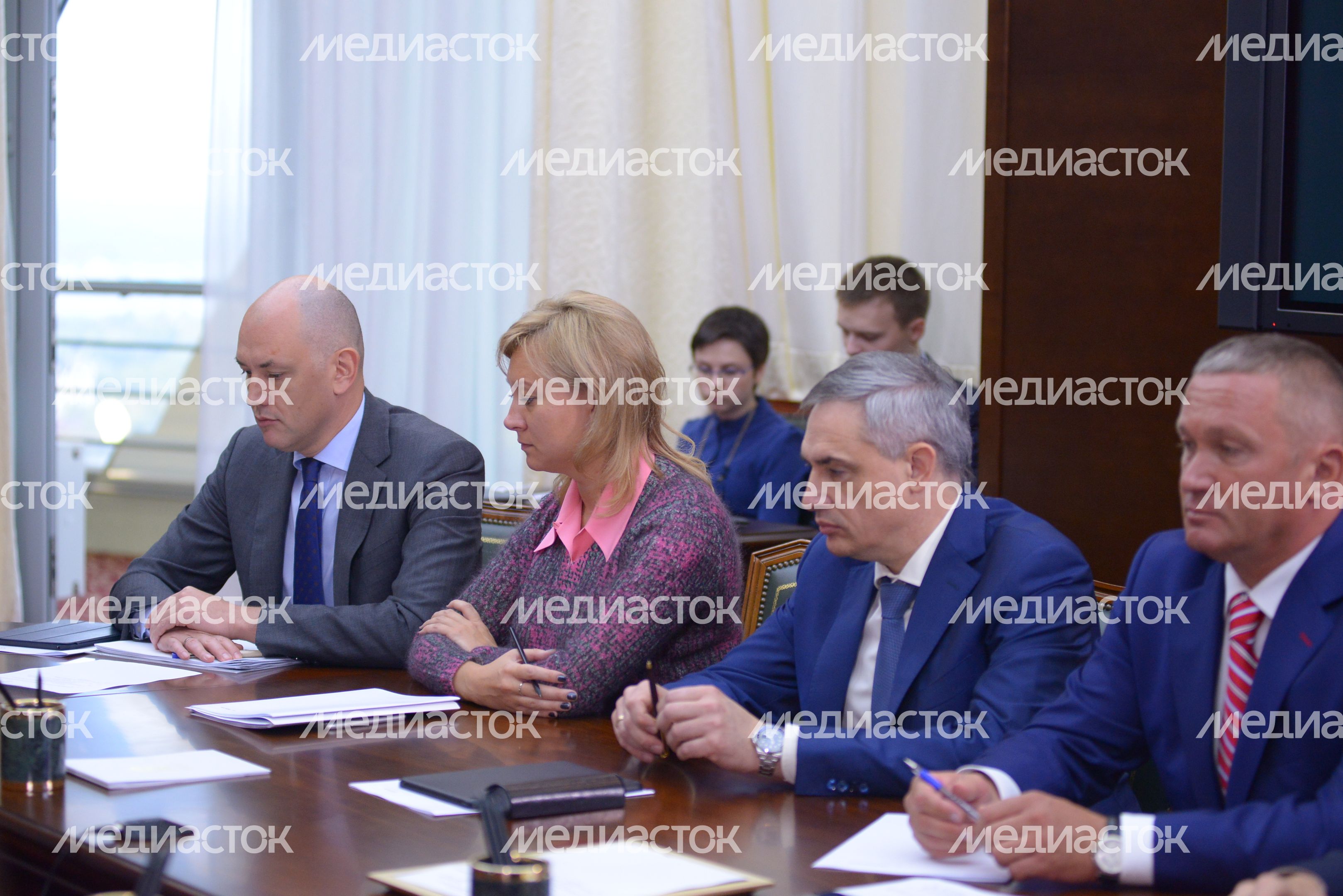 А. Воробьев провел совещание с руководящим составом Правительства МО А. Воробьев провел совещание с руководящим составом Правительства МО