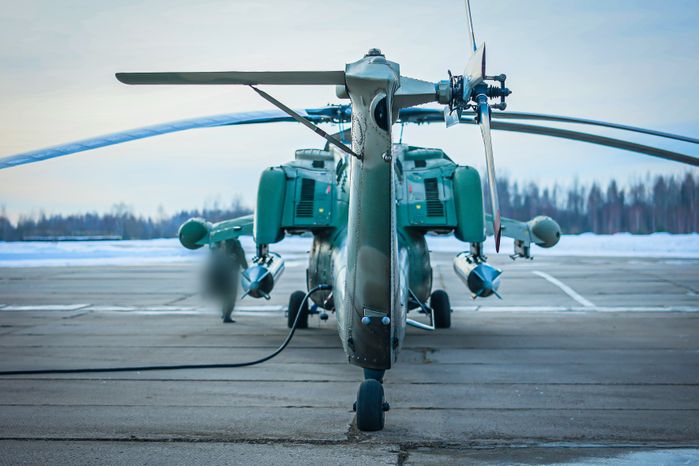 Губернатор поблагодарил военнослужащих вертолетной эскадрильи