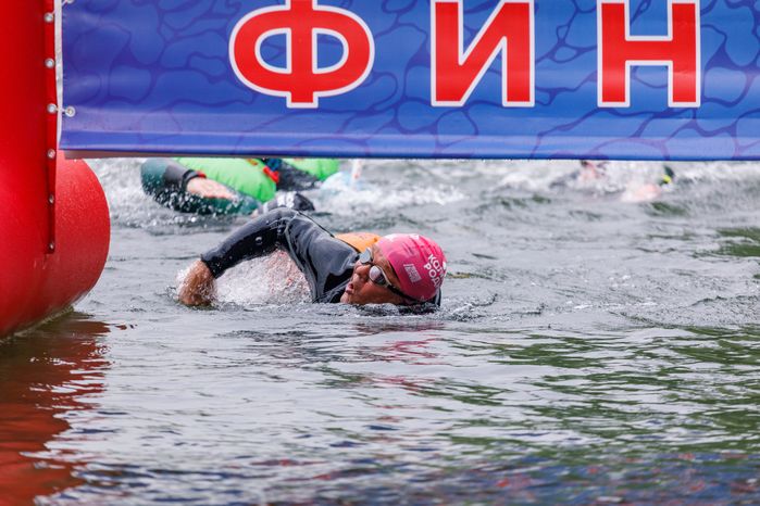 Заплыв на открытой воде Swimcup на Кореневском карьере в Люберцах