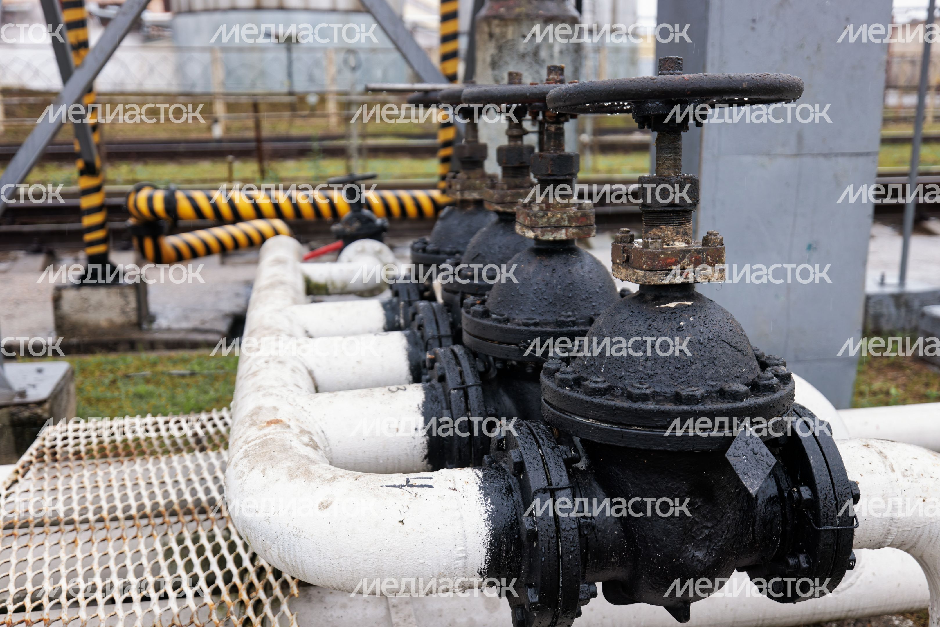 Терминал по перевалке и хранению светлых нефтепродуктов в Красногорске Терминал по перевалке и хранению светлых нефтепродуктов в Красногорске