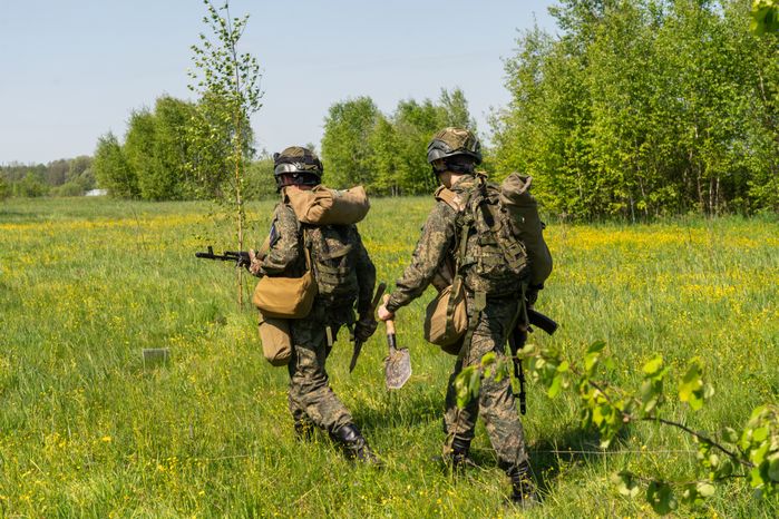 Военно-техническая игра "Арт-дуэль-2024" на аэродроме Волосово
