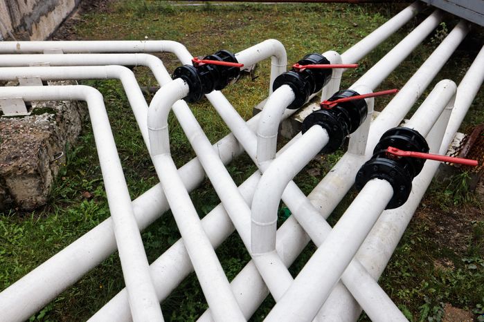 Терминал по перевалке и хранению светлых нефтепродуктов в Красногорске